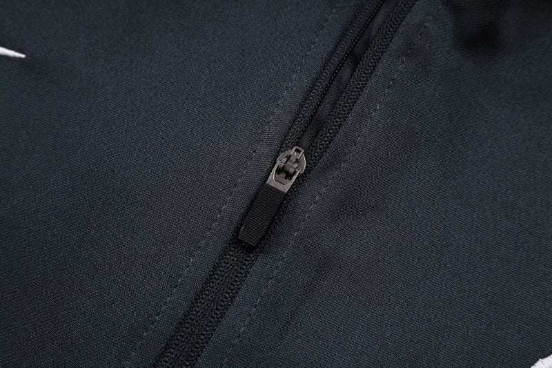 Chelsea Pre-Match Black Tracksuit 25/26